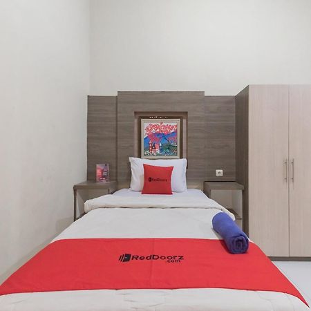 Reddoorz Resort Premium @ Sangkan Hurip Kuningan Exterior photo