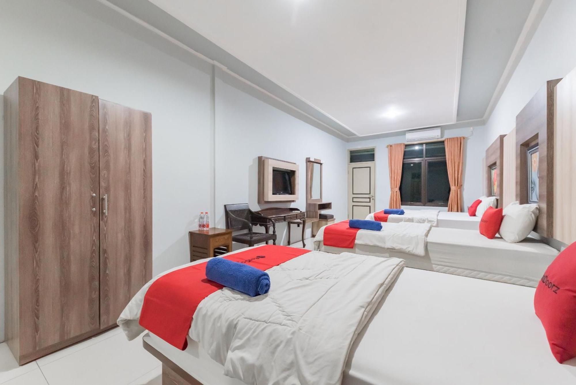 Reddoorz Resort Premium @ Sangkan Hurip Kuningan Exterior photo